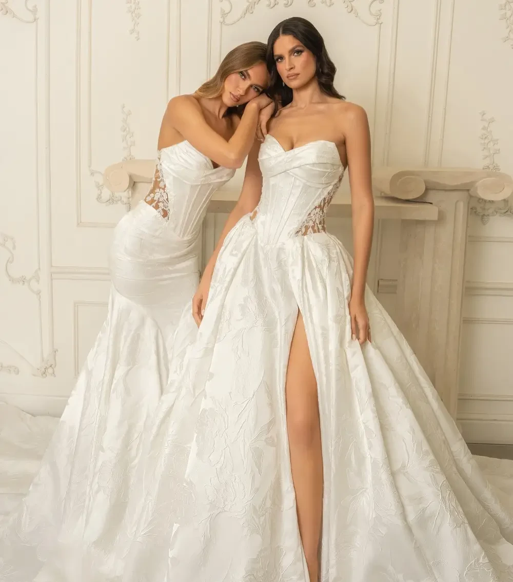 Photo of the model wearing bridal gown - Mobile Image