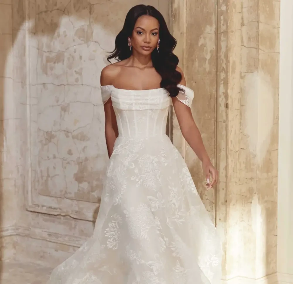 Photo of the Fall in love collection team