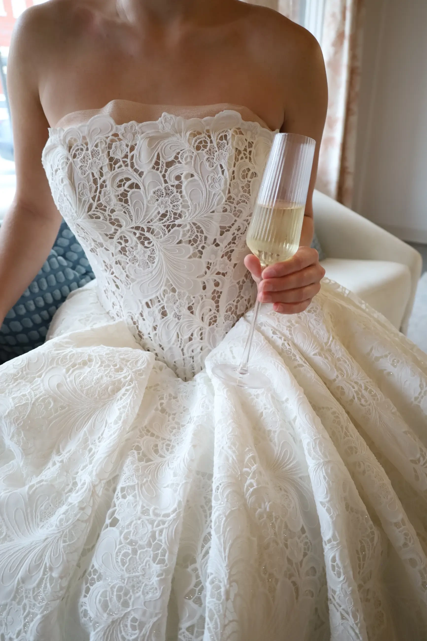 5 Mistakes Brides Make When Shopping for Their Wedding Dress     And How to Avoid Them   . Desktop Image
