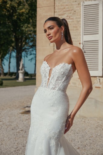 Sincerity by Justin Alexander #44461 #2 Sand/Ivory/Latte thumbnail