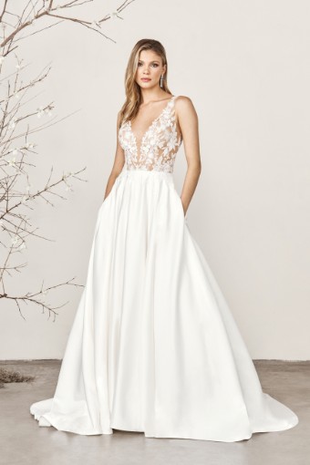 Sincerity by Justin Alexander #44392 Unlined #0 default Ivory/Ivory/Latte Only thumbnail