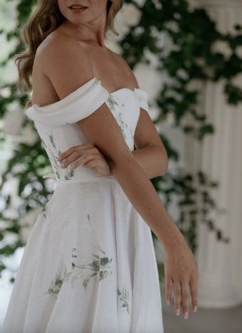 Savin London #Emma #3 Ivory Floral thumbnail