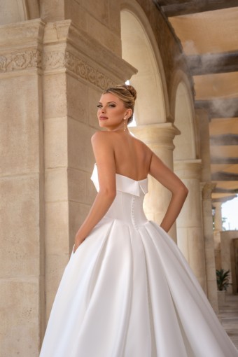 Kitty Chen #H2523 - Eugenia #4 default Diamond White Only thumbnail