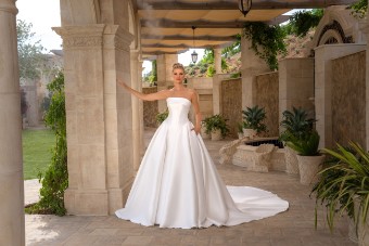 Kitty Chen #H2523 - Eugenia #3 Diamond White Only thumbnail