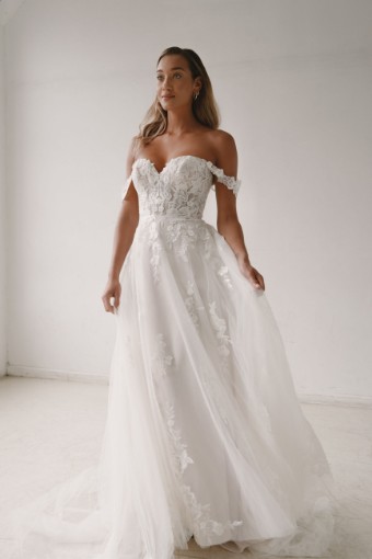 Sincerity by Justin Alexander #44303 #0 default Sand/Ivory/Nude thumbnail