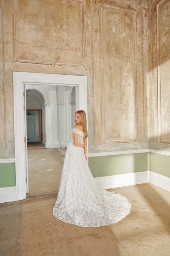 Sincerity by Justin Alexander #44541 - Unlined #3 Sand/Ivory/Latte thumbnail