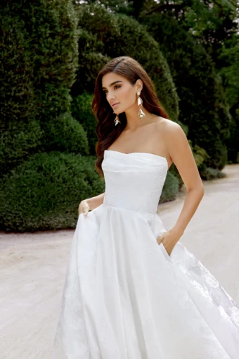 Sincerity by Justin Alexander #44513Z - Zip Up Back1 #2 Ivory Brocade thumbnail