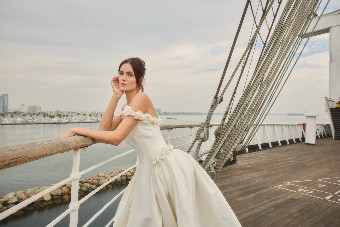 Tara Lauren #Esther with Rosettes #1 Ivory Only thumbnail