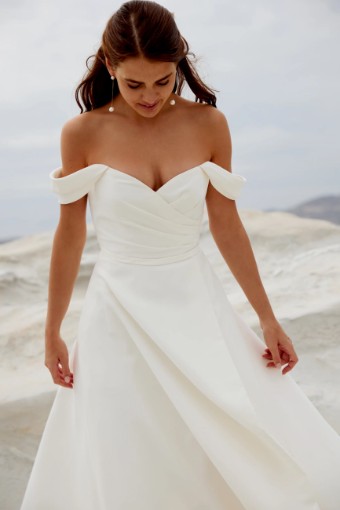 Justin Alexander Adore #11287 w/ Slit - Rey #4 Ivory Only thumbnail