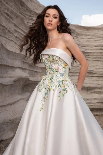 Dany Tabet #Agave #0 default Ivory/Ivory Floral and Beading thumbnail